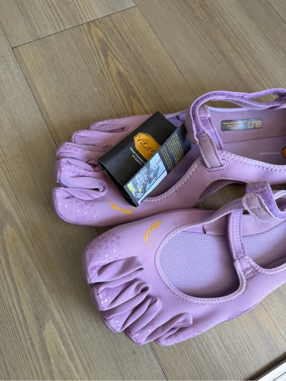 Vibram Women's FiveFingers Lavender Minimalist Shoe
